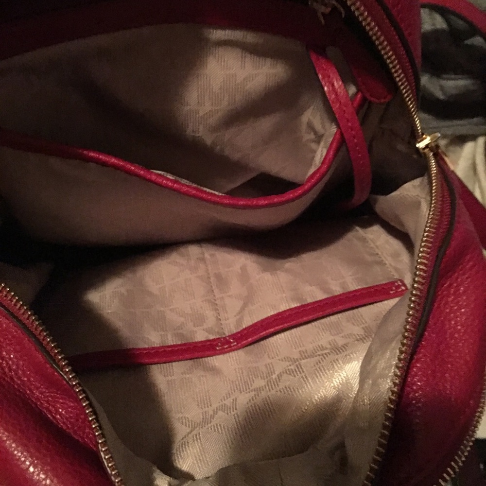 Micheal kors back back bag